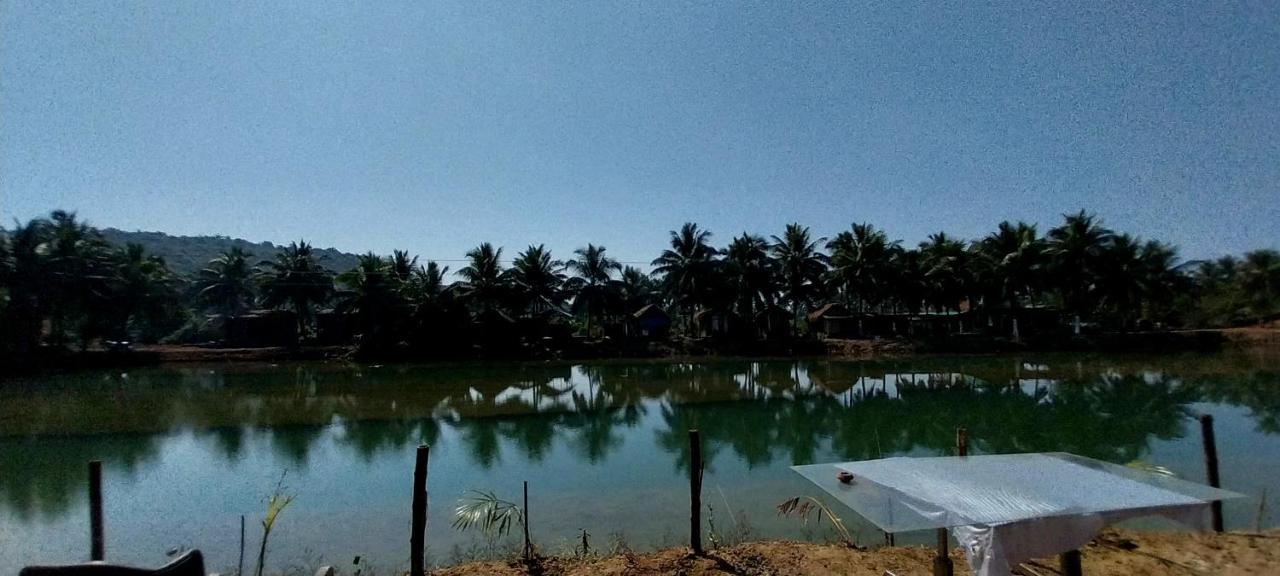 Wake Park Goa Hotell Arambol Eksteriør bilde