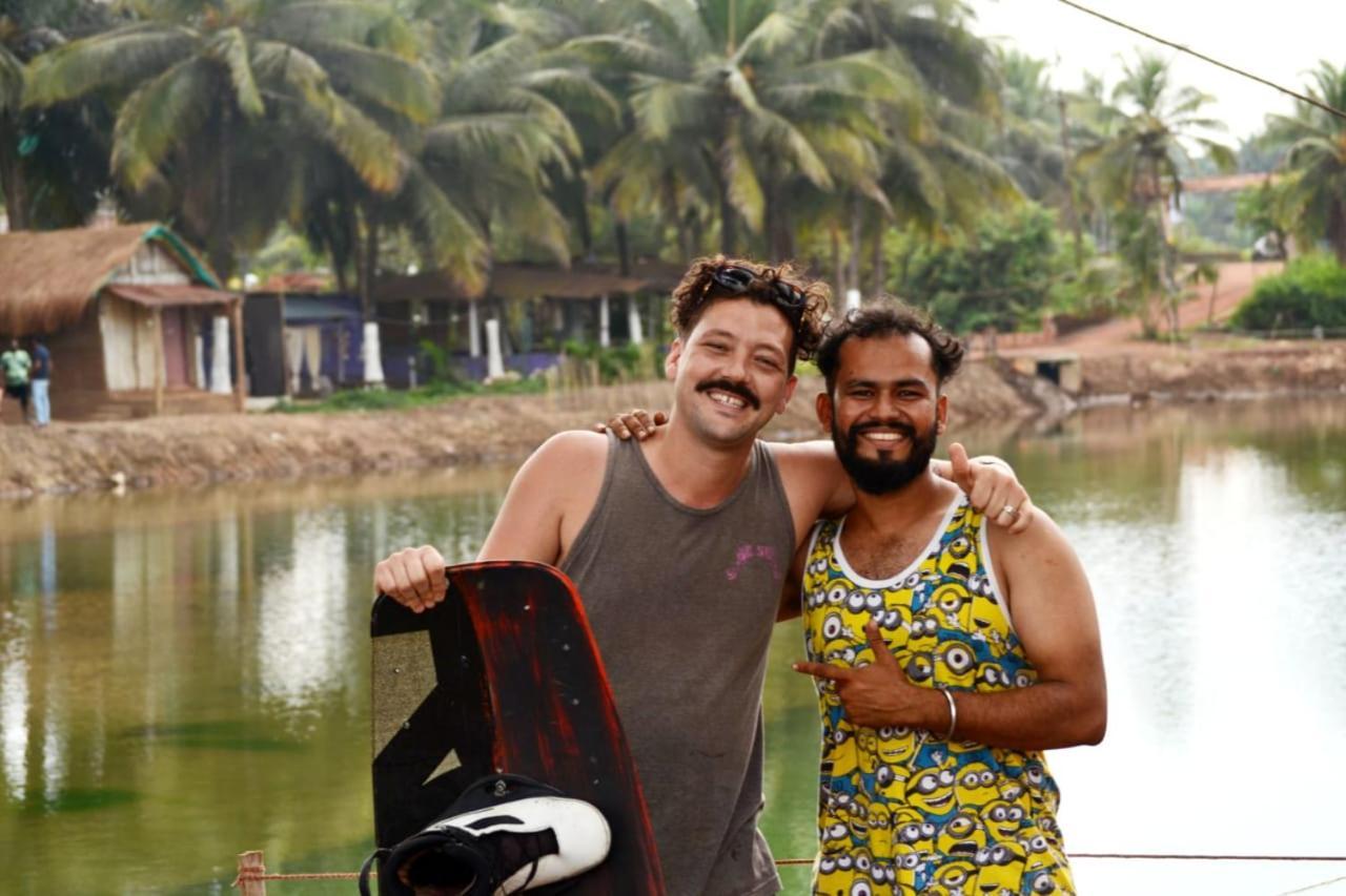 Wake Park Goa Hotell Arambol Eksteriør bilde